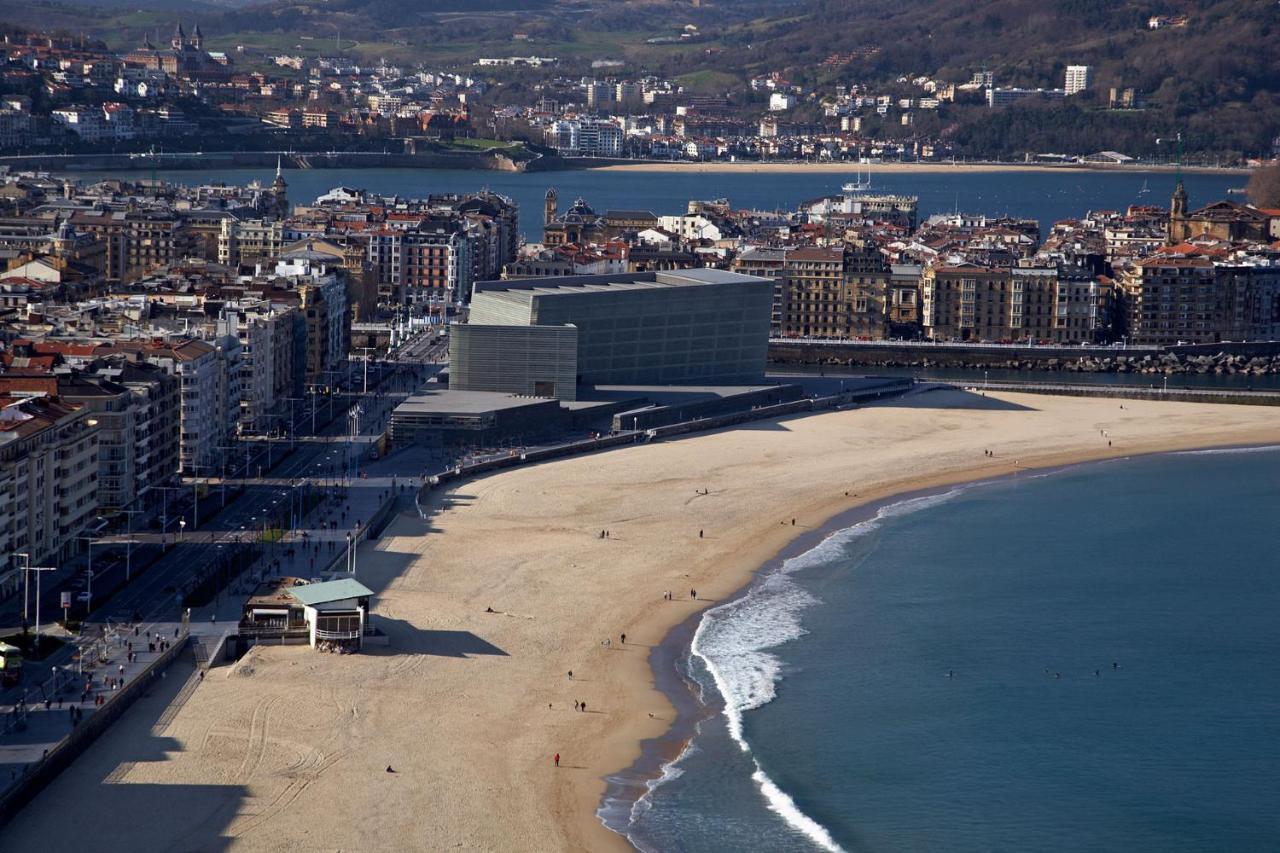 Always Easy I San Blas San Sebastián
